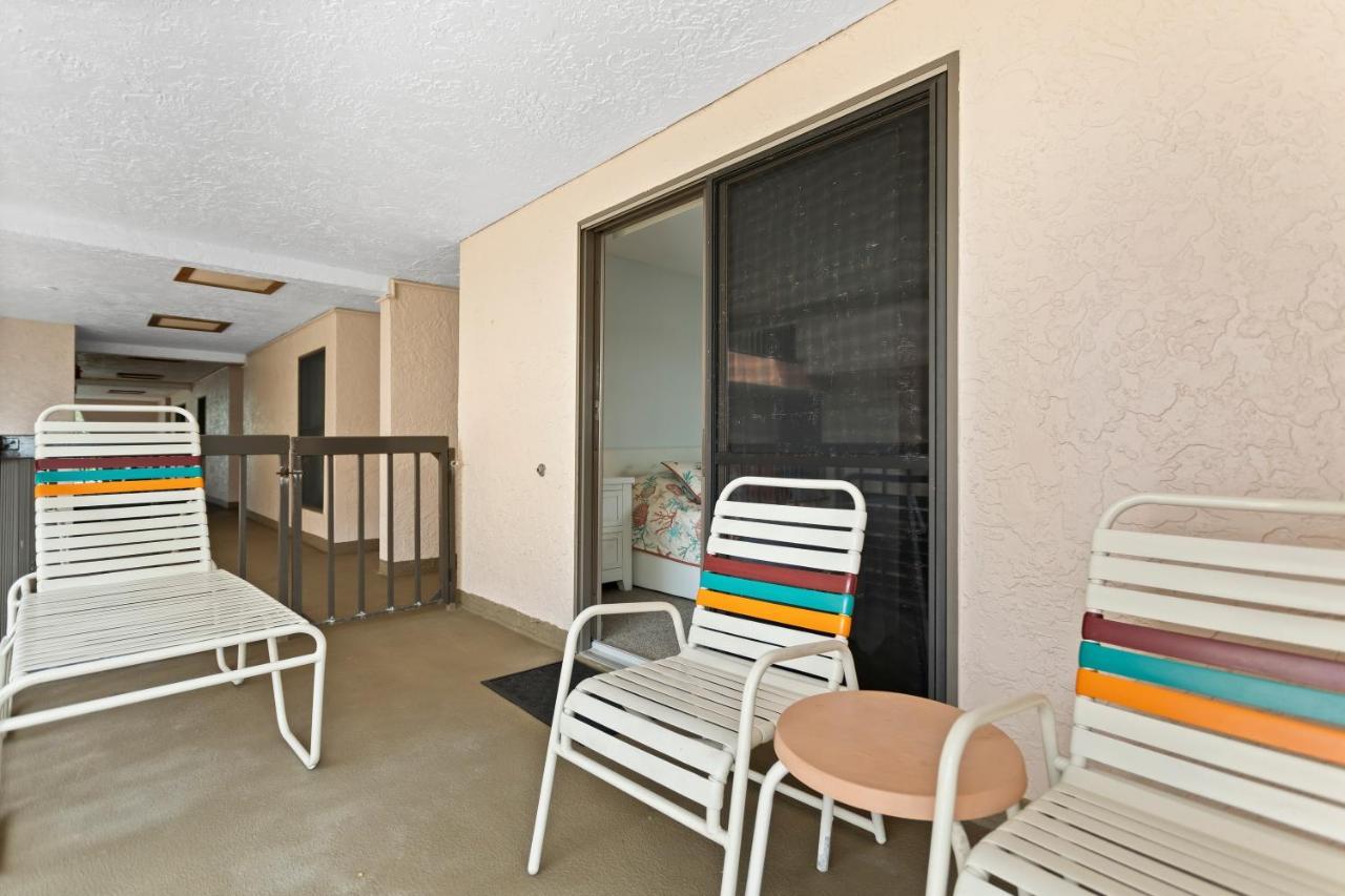 Gulf Gate Resort By Travel Resort Services St. Pete Beach Exterior foto